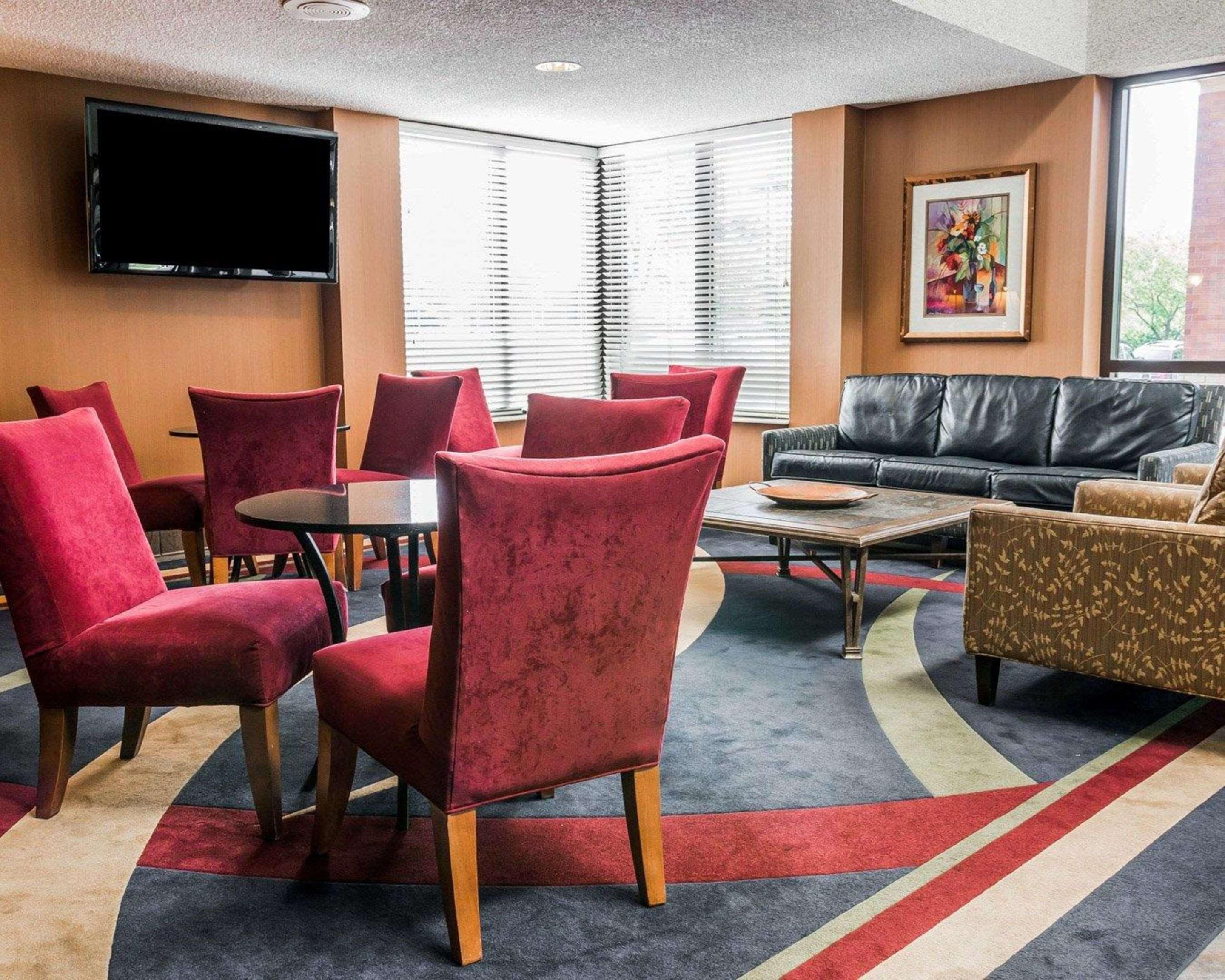 Quality Inn Auburn Hills - Detroit North Eksteriør billede