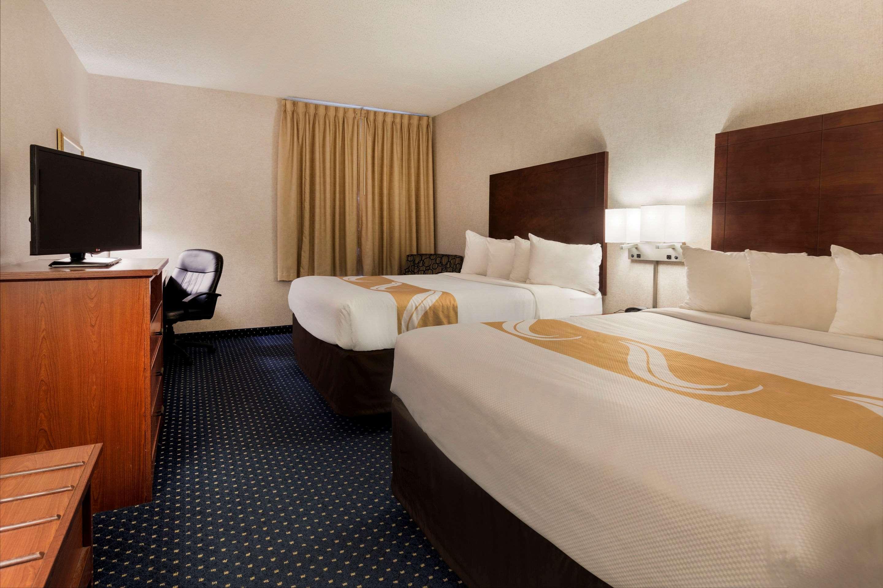 Quality Inn Auburn Hills - Detroit North Eksteriør billede